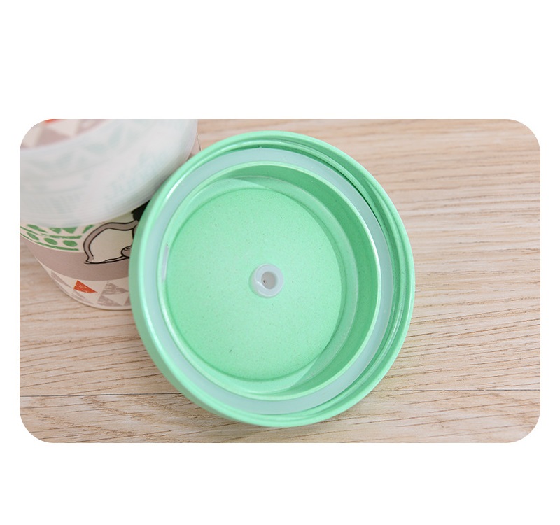 Fashionable bamboo fiber delicate coffee cup with cover and leakproof silicone water bottle cover