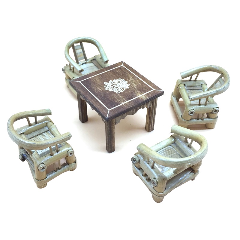 Creative and exquisite bamboo crafts health and safety degradable delicate children's toy table and chair set decoration